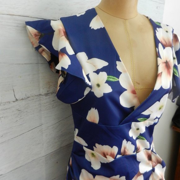 REDUCED ! Chic Me dress - Picture 4 of 5